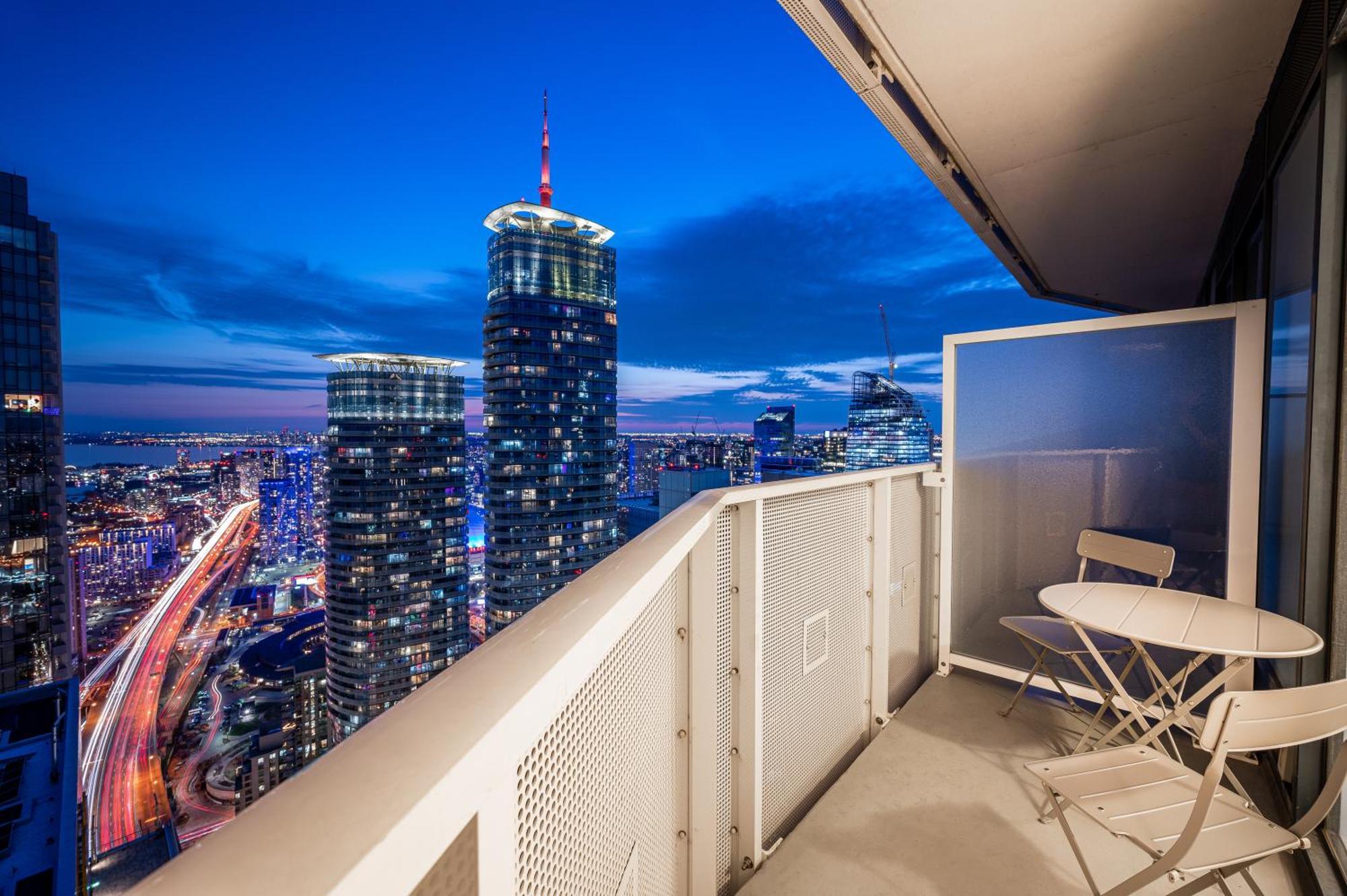 Presidential Suite Heart Of Downtown With Stunning View Toronto Ngoại thất bức ảnh